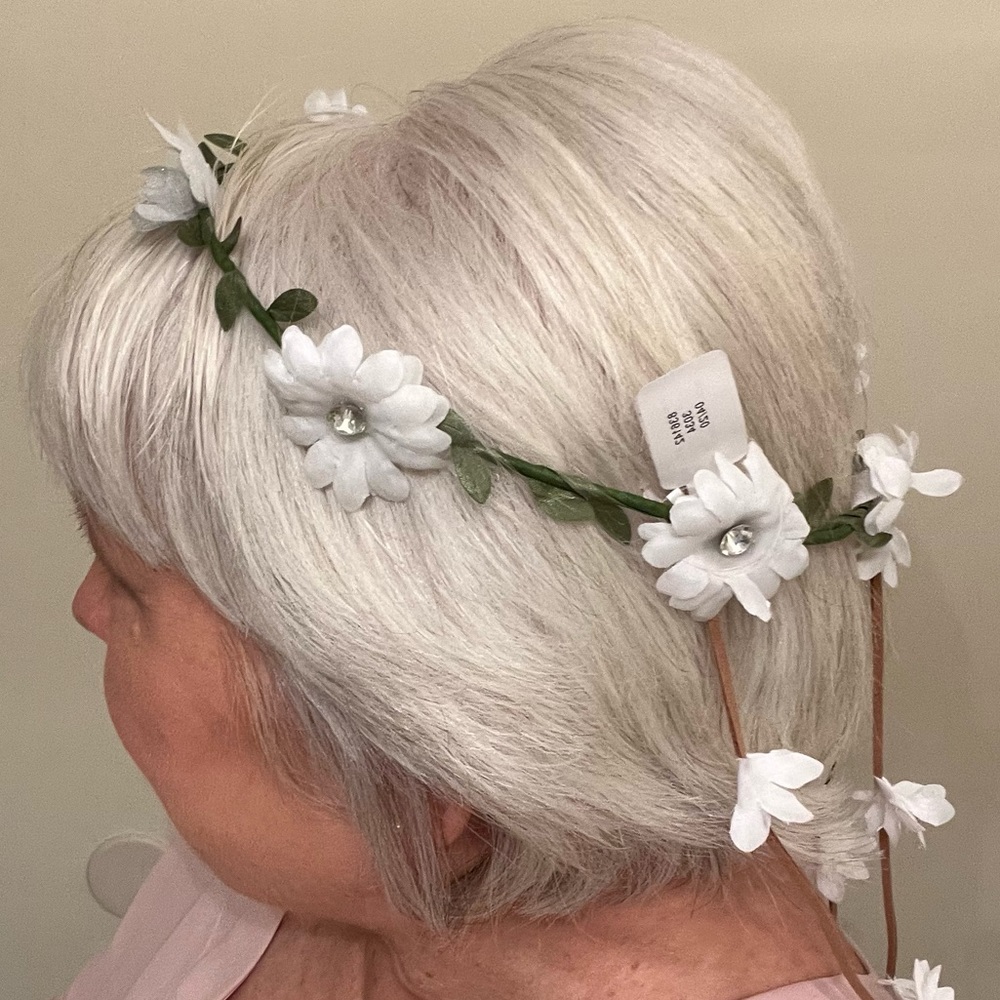 NWT Justice Floral dangling garland headpiece, boho, white flowers w/ rhinestone - Picture 4 of 12